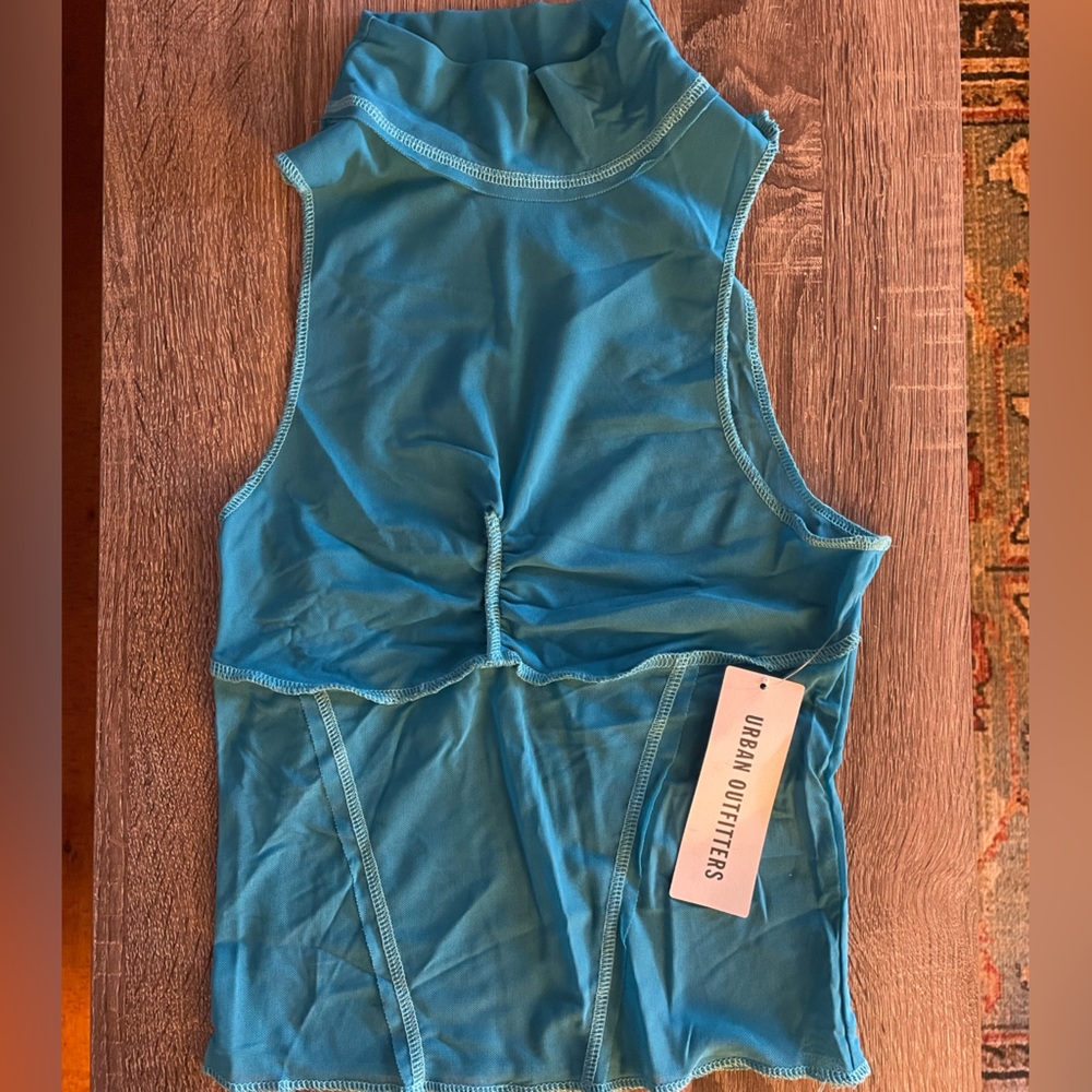Urban Outfitters sleeveless crop top NWT
